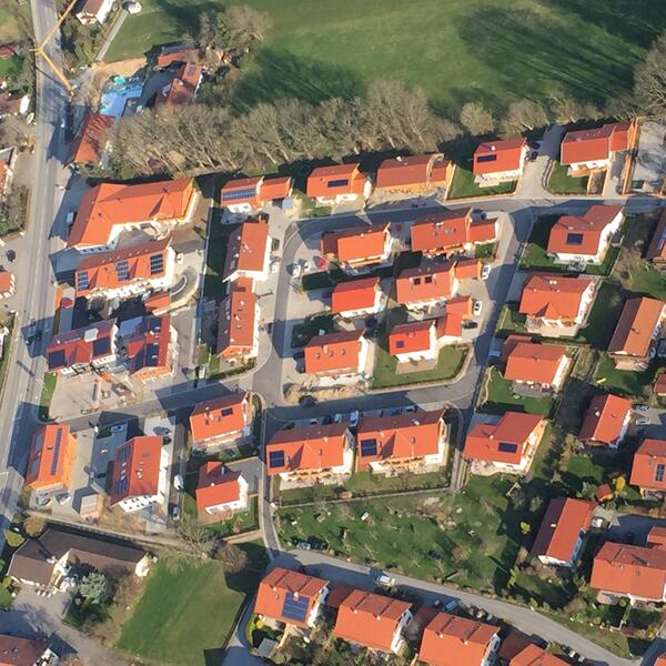 Bild vergr&ouml;&szlig;ern: Luftbild Baugebiet Landbaderfeld